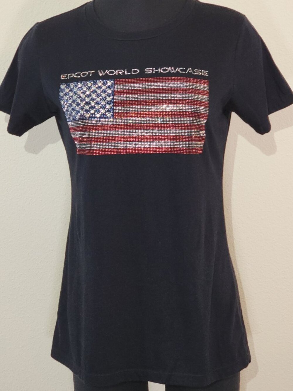 Disney Parks Epcot World Showcase American Flag T-Shirt Black Women's Large